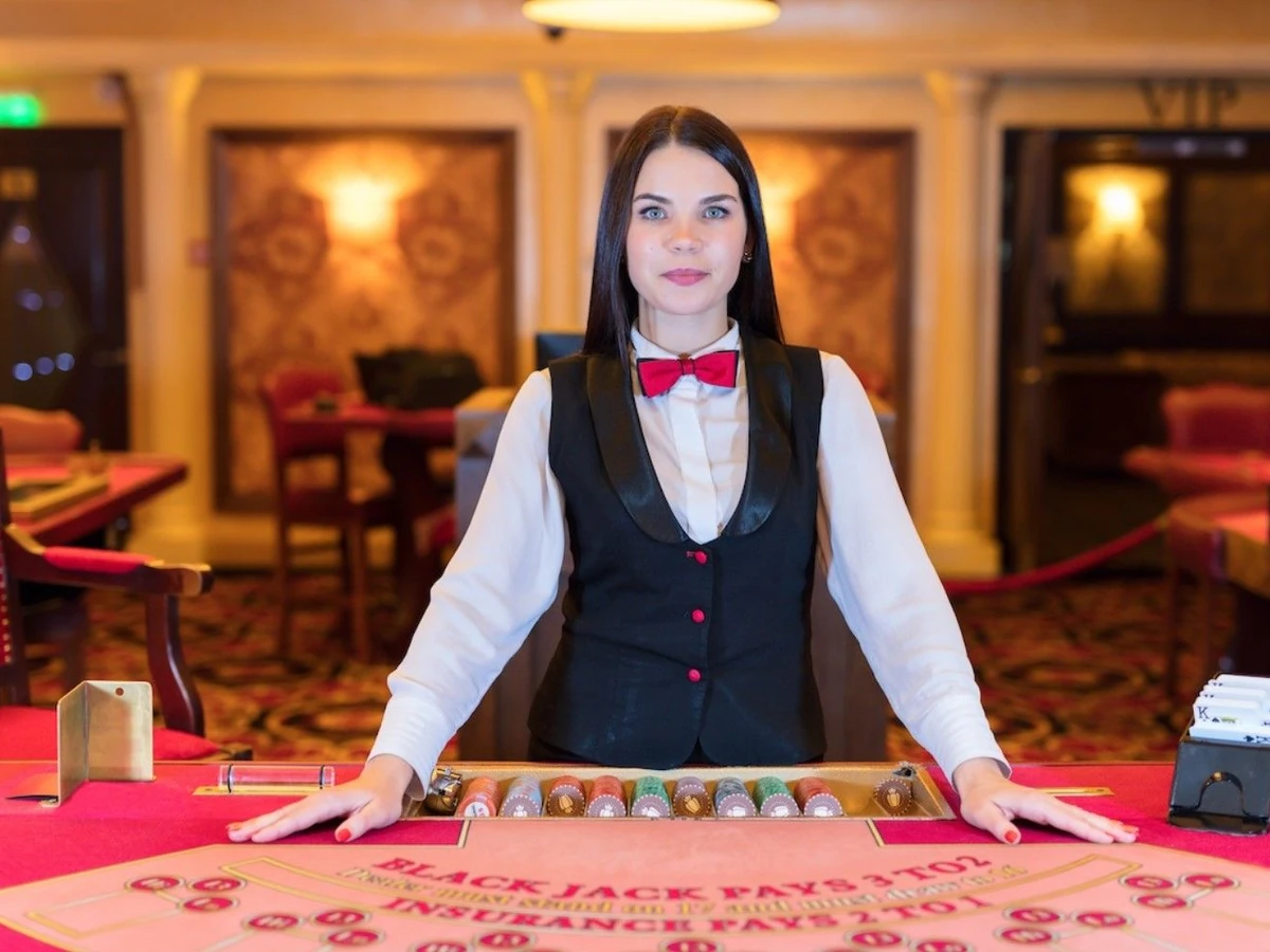 Tema reel permainan slot di REBAHIN